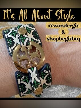 Authentic Tory Burch Cuff in Green Pattern Leather & Gold Signature Logo
